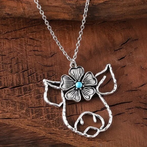 NEW Western Style Pig Head Necklace with Turquoise, Cowgirl Aesthetic, Farm - Picture 1 of 2